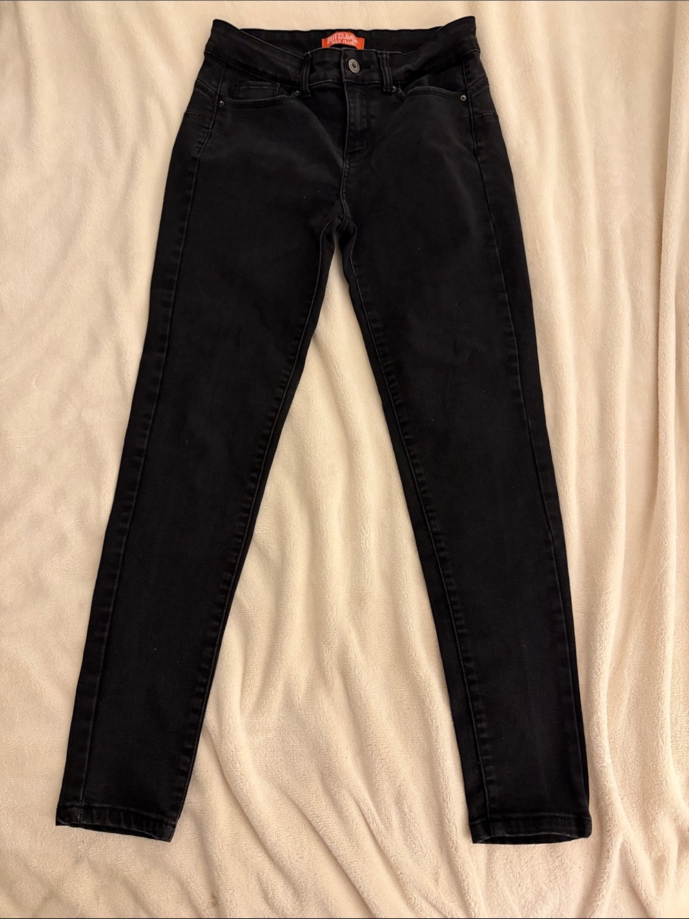 Black High-Rise Skinny Women’s Jeans